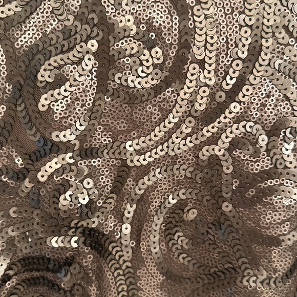 Chelsea & Violet Dress - Picture 2 of 3